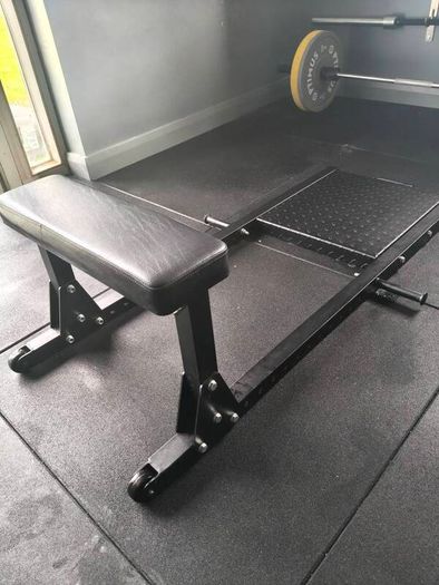 hip thruster
