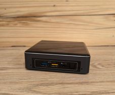 Intel NUC Mini PC / Core i3 7th/ 16GB RAM / Warranty/