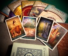 Tarot & Oracle readings for guidance, online or in person