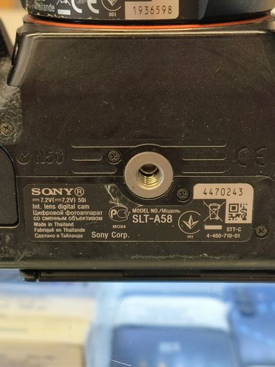 Sony Alpha SLT-A58 20.4MP Digital SLR Camera, Comes with the Battery and its Charger
