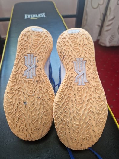 Nike Kyrie 7 Basketball Shoes