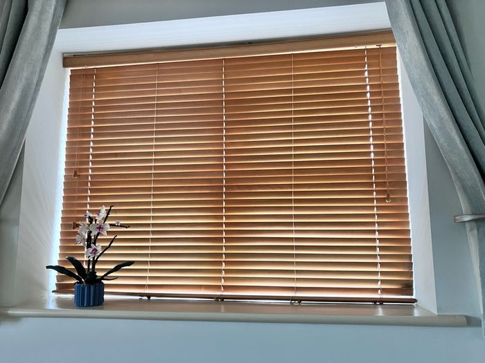 Venetian blinds