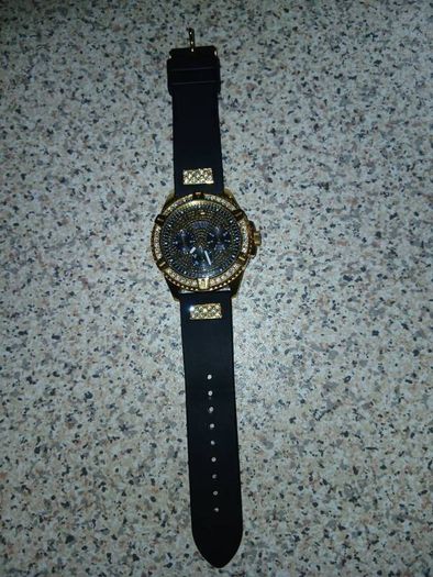 Guess Watch