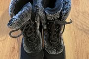 Mountain Warehouse Isodry Isoterm 200 Boots Size 8 UK Brand New