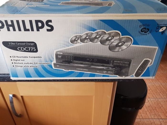 Philips Cdc 775 (5 Disc Changer)