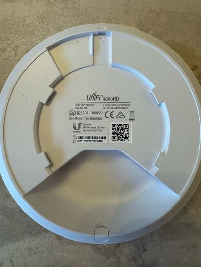 Ubiquiti UniFi Networking Equipment + PoE Switch