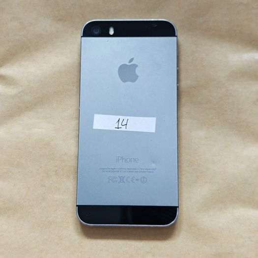 Apple iPhone 5s - 16GB - Space Gray - 3 - Activation locked - Parts only