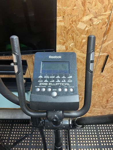 Reebok ZR8 Elliptical Cross Trainer