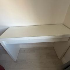 Makeup table