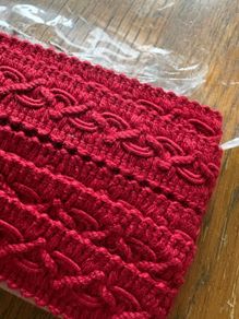 New 5.75 metres of red half in thick upholstery gimp