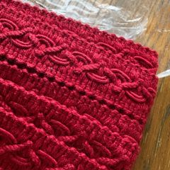 New 5.75 metres of red half in thick upholstery gimp