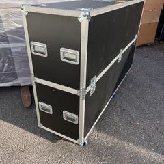 Pro TV Adjustable size Flight Case 65" to 86" Video Display Screen Case