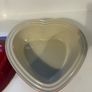 le creuset heart shaped casserole Image 3