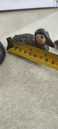 3 DUCKS Duck Ornament, VintagVintage smaller oneHand Painted Soapstone Decoy Duck Figurine Rustic Cabin Decor 18.00 euro.