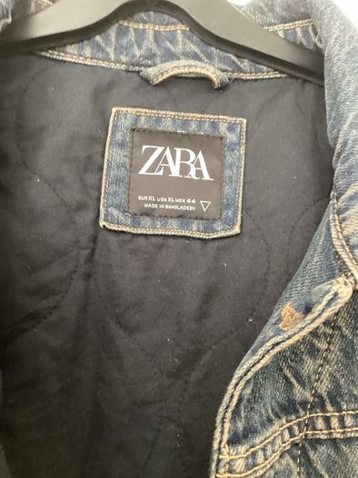 Men's Zara Denim Jacket. Size Large.