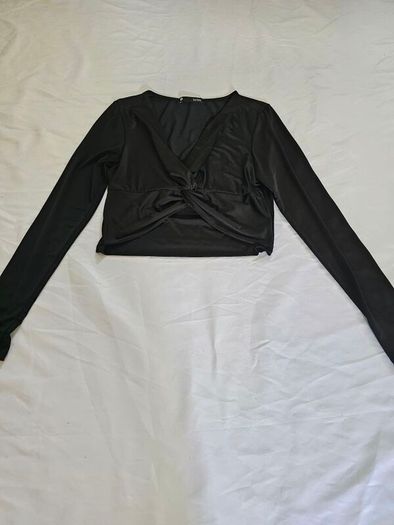 Krisa Revolve Black Cutout Crop Top RRP 85E