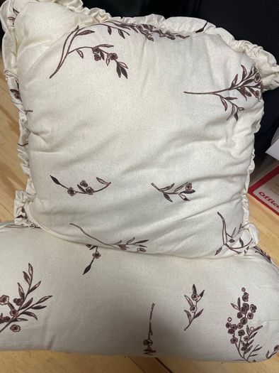 Lovely Double Quilt Bedspread + Matching Pillow Sham + Matching Cushion