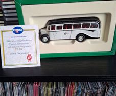Model Bus