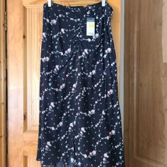 Skirt size 14