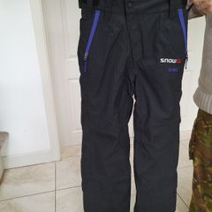 Ski/Snowboarding childs pants. Brand New. 'Animal'