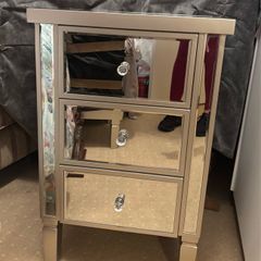 Beveled mirrored bedside lockers