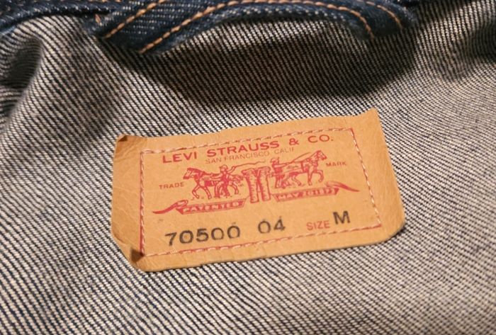 Levis Vintage 1990s Denim Trucker Jacket near new condition