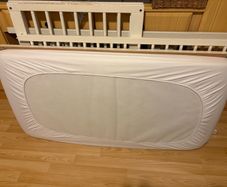 Free Ikea cot