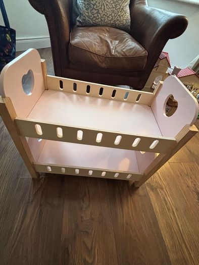 Dolls cot