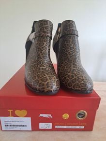 Kate Appleby Leopard Print Boots - New