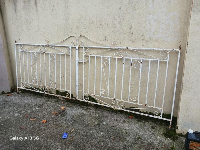 Soild steel gate