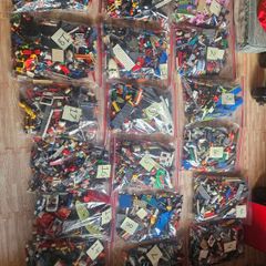 lego 1kg bags