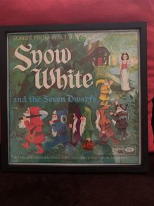 Vintage Snow White and the Seven Dwarves framed vinyl cover