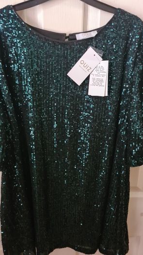 Quiz Sequin Green Top Size Uk 26 (nwt)