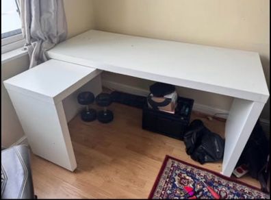 IKEA White L Shaped DeskCorner Desk Good Conditio
