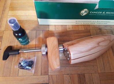 Langer & Messmer Beech wood shoe stretcher