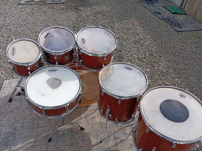 Drum kit
