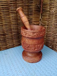 wooden mortar and pestle