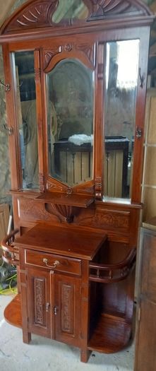 Victorian hall stand