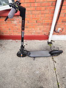 Ninebot Kickscooter F25E powered by Segway