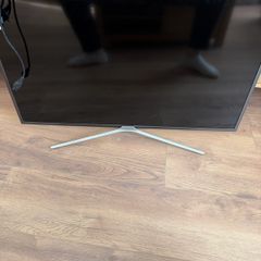 40 Inch Samsung Smart TV