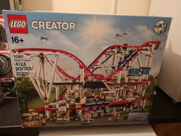 lego creator 10261