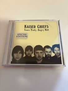Kaiser Chiefs - Yours Truly, Angry Mob CD Album Special Edition (Australian Import)