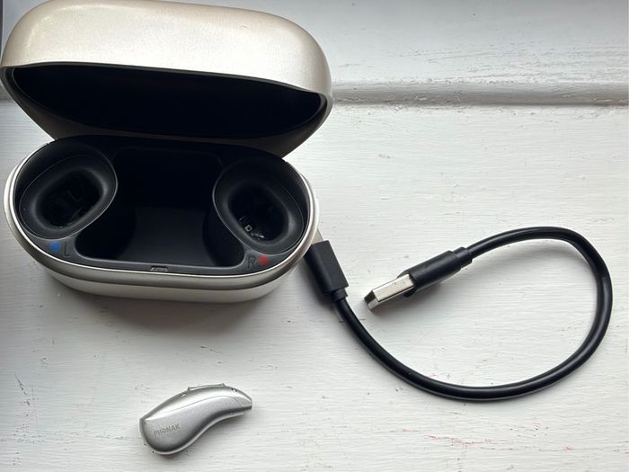 Phonak hearing aid (1)