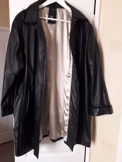 Leather Coat/GENUINE LEATHER Three Quarter Length Coat .. Size: 18 UK .. Final Price Drop