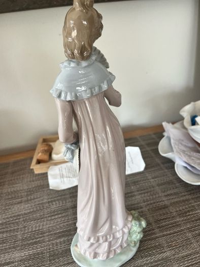 Lladro Figurine