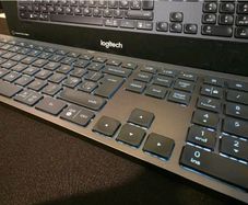 Logitech MX Keys