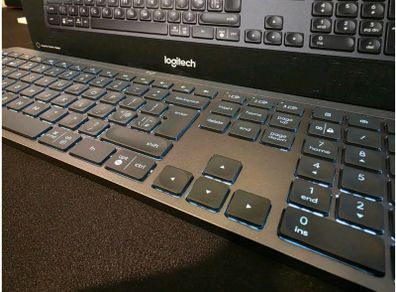 Logitech MX Keys
