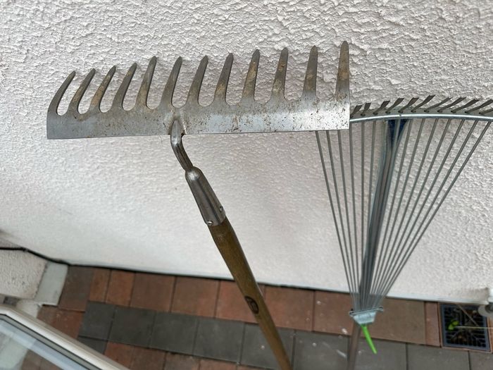 garden rakes