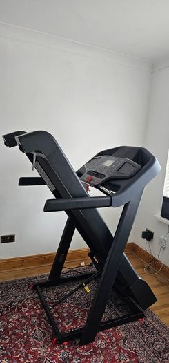 DOMYOS T900D 18km/h Treadmill