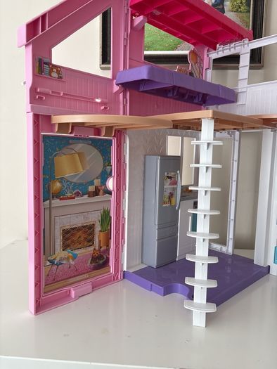 barbie house